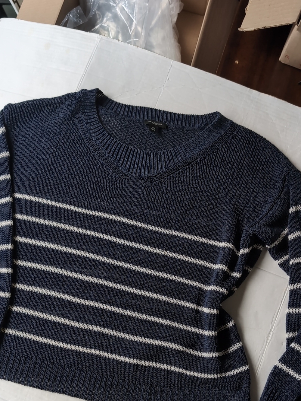 Ann Taylor Navy and White Striped VโNeck Crew Sweater XS